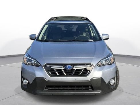 Used 2021 Subaru Crosstrek 2.0i Premium w/ Moonroof Package image 3