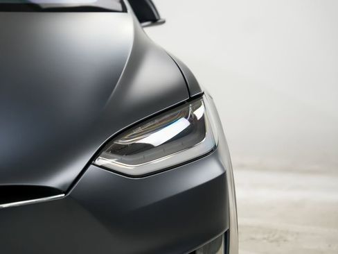 Used 2020 Tesla Model X Performance AWD/4WD image 7