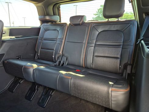Used 2023 Lincoln Navigator Black Label AWD/4WD image 40