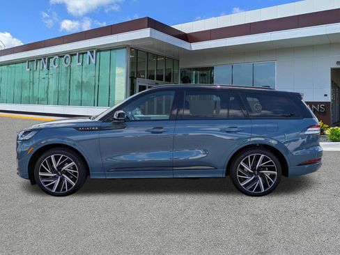 New 2026 Lincoln Aviator Black Label w/ Black Label Special Edition AWD/4WD image 7