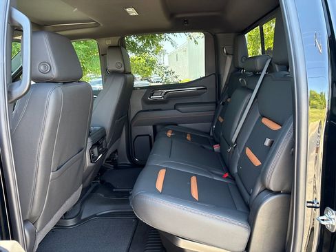 New 2026 GMC Sierra 1500 4x4 Crew Cab AT4 image 41