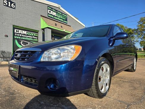 Used 2006 Kia Spectra EX image 2