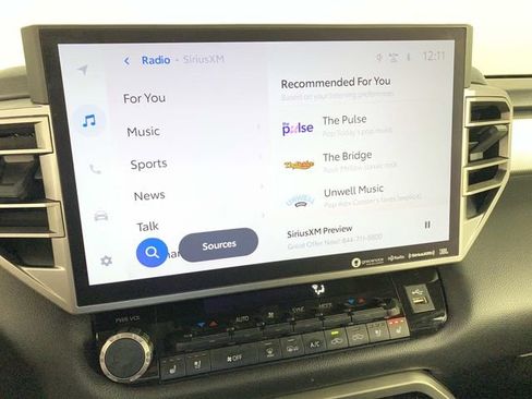 Used 2023 Toyota Tundra Limited image 22