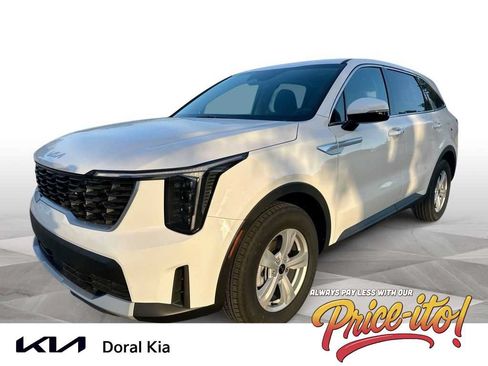 Certified 2026 Kia Sorento LX FWD image 1