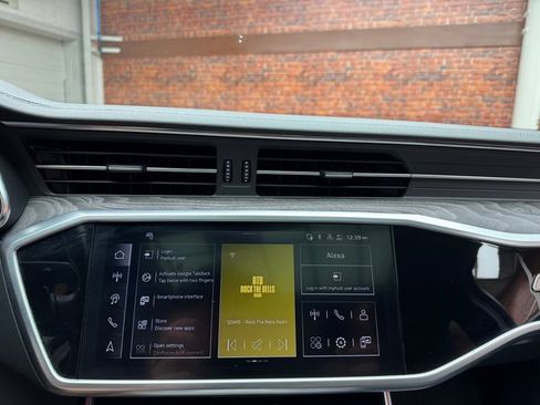 Used 2024 Audi A6 Premium Plus image 18