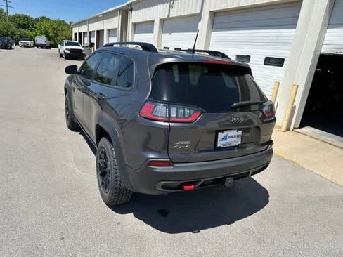 Used 2022 Jeep Cherokee Trailhawk w/ Premium Leather Package AWD/4WD image 18