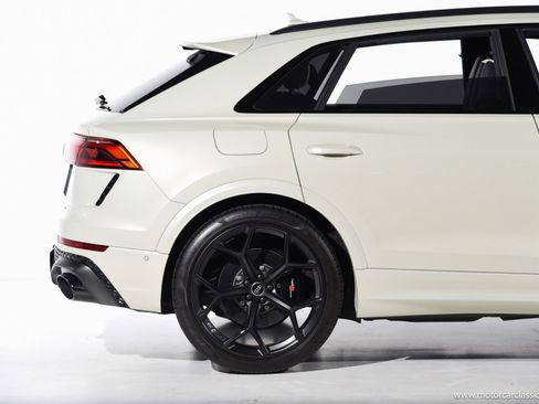 Used 2025 Audi RS Q8 performance AWD/4WD image 10