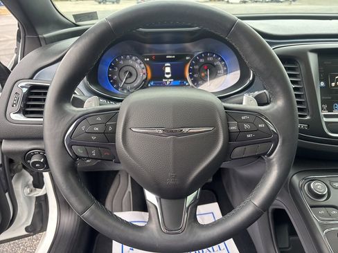 Used 2016 Chrysler 200 S w/ Navigation & Sound Group I image 10