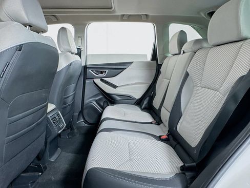 Used 2022 Subaru Forester Premium AWD/4WD image 10