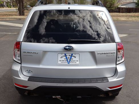 Used 2010 Subaru Forester 2.5X Premium image 6
