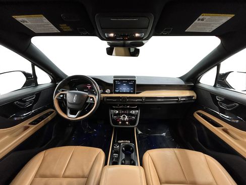 Used 2022 Lincoln Corsair Reserve w/ Elements Package image 17