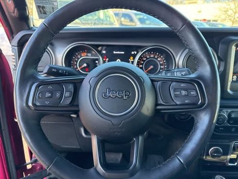 Used 2022 Jeep Wrangler Unlimited Sport image 16