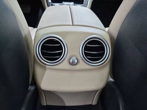 Used 2018 Mercedes-Benz C 300 Sedan image 16