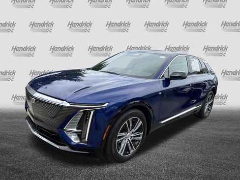 Used 2024 Cadillac Lyriq Luxury RWD image 5