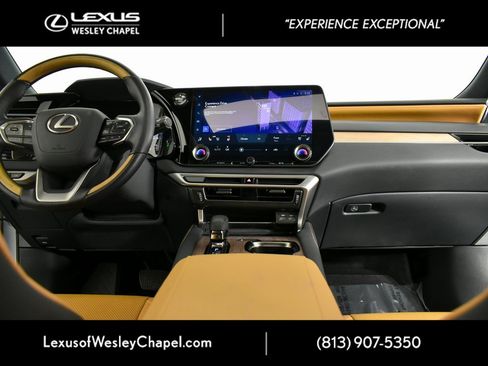 Used 2025 Lexus RX 350 Premium image 27