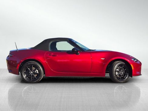 Certified 2025 MAZDA MX-5 Miata Sport RWD image 4
