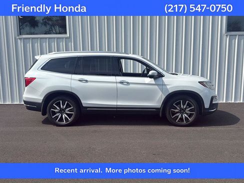 Used 2021 Honda Pilot Touring image 1