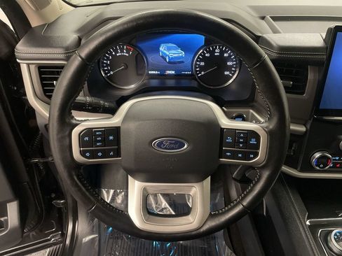 Used 2022 Ford Expedition Max XLT AWD/4WD image 5