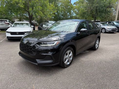 Used 2024 Honda HR-V LX image 3