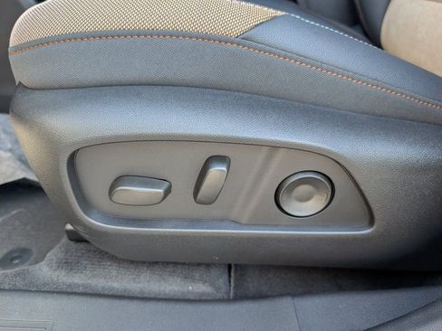 New 2026 Chevrolet Equinox ACTIV w/ Convenience Package III image 32