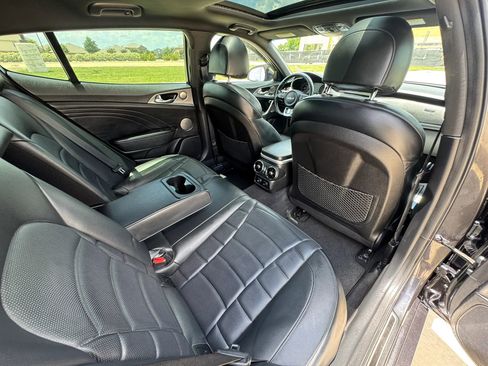 Used 2023 Kia Stinger GT2 RWD image 41