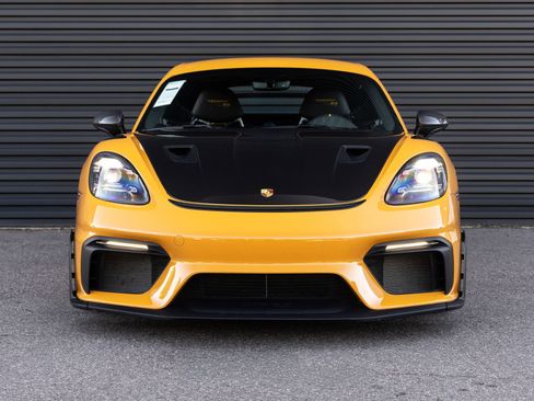 Certified 2025 Porsche 718 Cayman GT4 RS RWD image 7