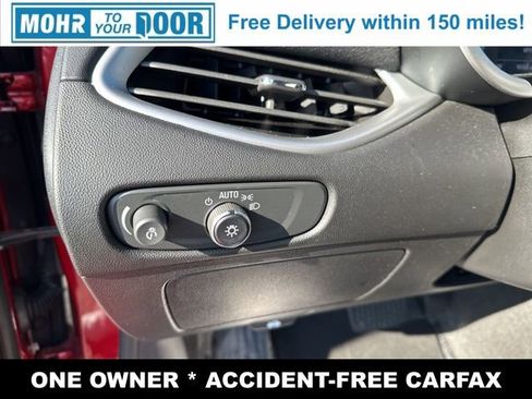 Used 2024 Chevrolet Malibu LT image 22