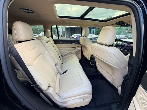 Used 2021 Jeep Grand Cherokee L Limited AWD/4WD image 14