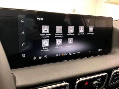 New 2026 Nissan Sentra SR w/ SR Premium Package FWD image 27
