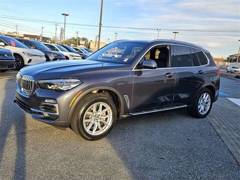 Used 2020 BMW X5 sDrive40i w/ Convenience Package image 3