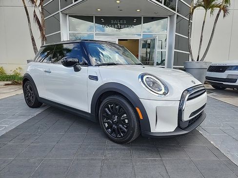 Used 2024 MINI Cooper 2-Door Hardtop image 1