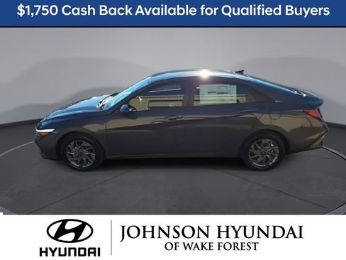 New 2026 Hyundai Elantra Blue image 6