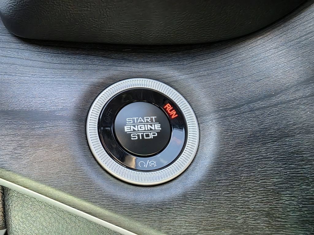 New 2025 Jeep Grand Cherokee Limited 4xe AWD/4WD image 20