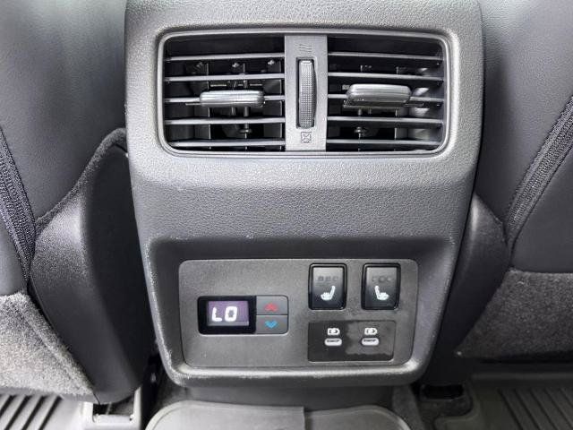 Certified 2026 Nissan Rogue Platinum w/ Platinum Premium Package AWD/4WD image 22