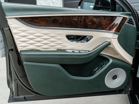 Certified 2020 Bentley Flying Spur W12 AWD/4WD image 24