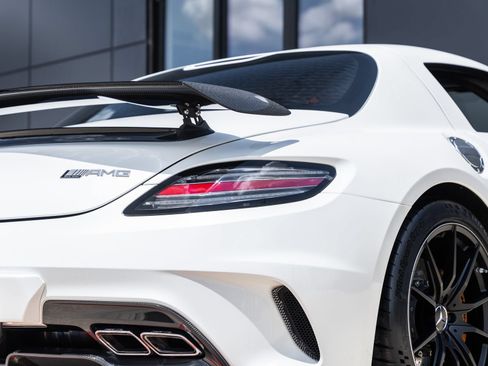 Used 2014 Mercedes-Benz SLS AMG Black Series image 20