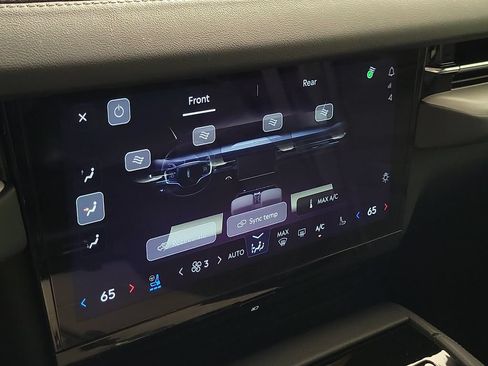 New 2025 Lincoln Navigator Reserve w/ Jet Appearance Package AWD/4WD image 27