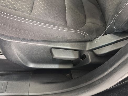 Used 2026 Ford Escape Active w/ Tech Pack #1 FWD image 10