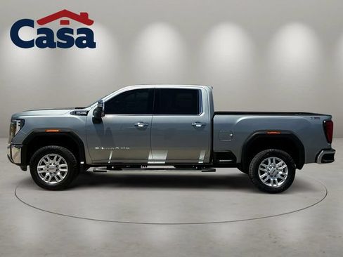 Used 2024 GMC Sierra 2500 SLT w/ SLT Premium Package AWD/4WD image 3