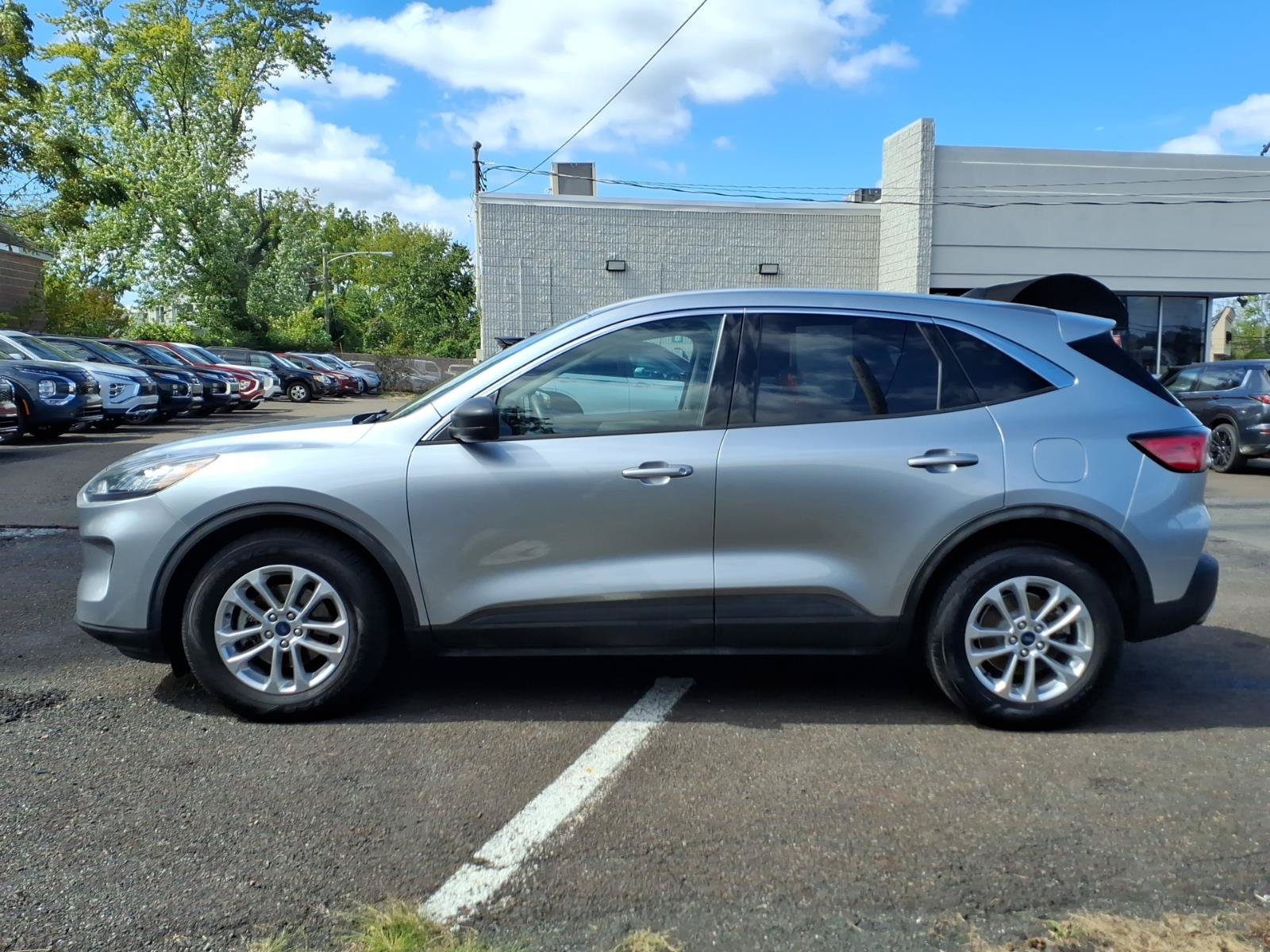 Used 2022 Ford Escape SE FWD image 7
