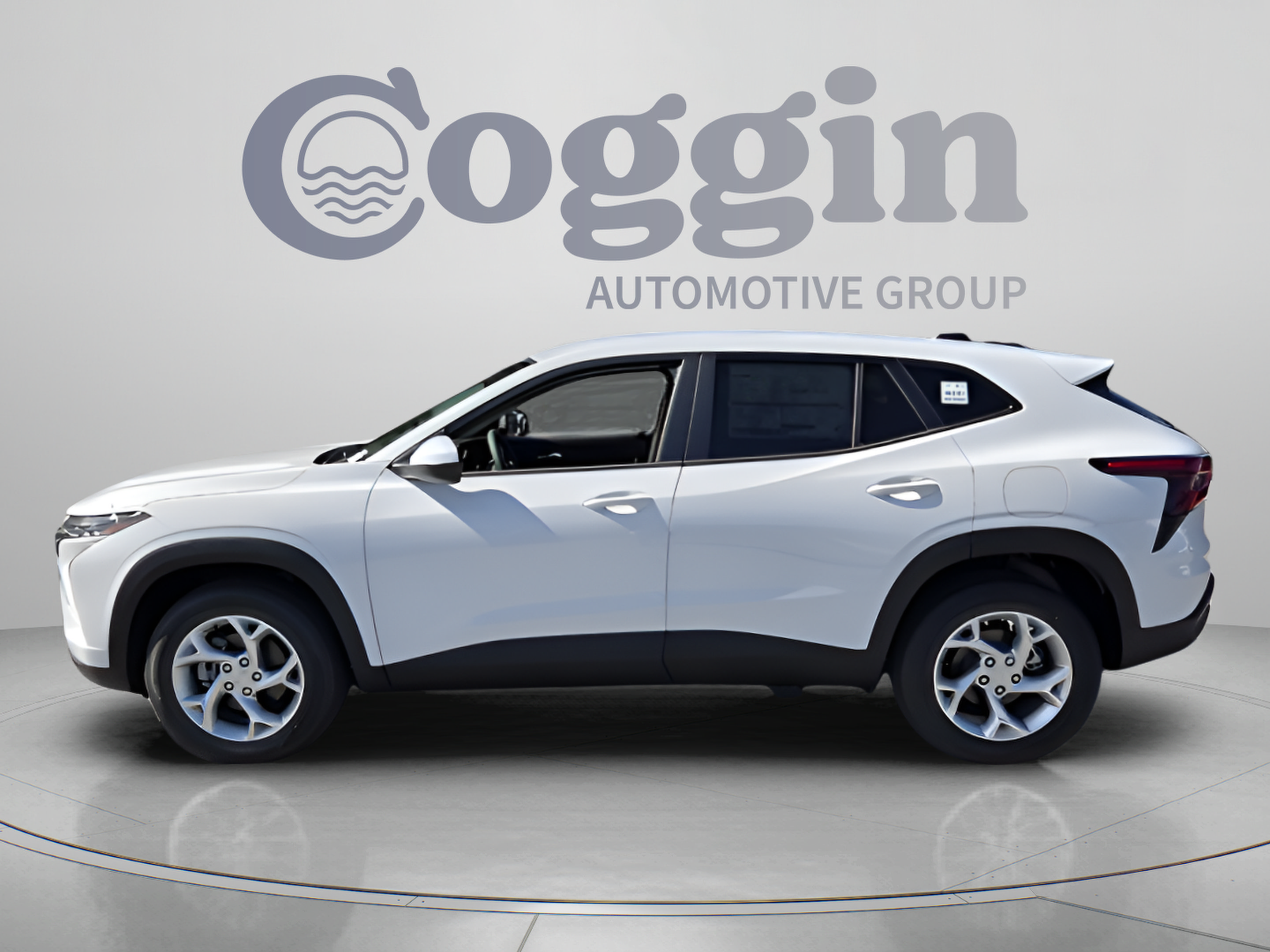 New 2026 Chevrolet Trax LS w/ LS Convenience Package FWD image 2