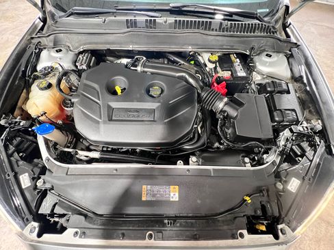 Used 2014 Ford Fusion Titanium image 30