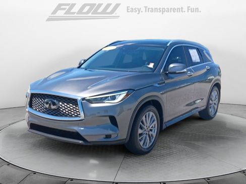 Used 2023 INFINITI QX50 Luxe FWD image 4