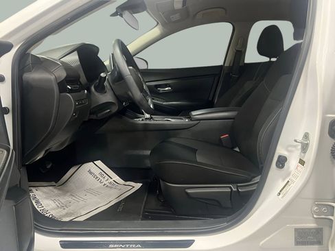 Used 2020 Nissan Sentra SV image 19