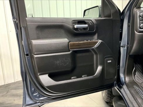 Used 2021 Chevrolet Silverado 1500 LT Trail Boss w/ Convenience Package II AWD/4WD image 23