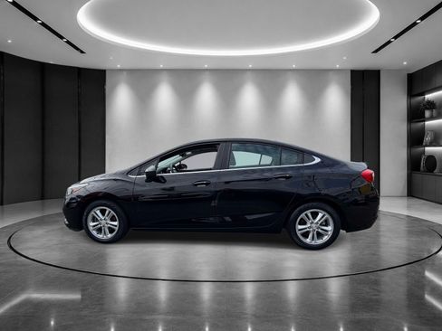 Used 2016 Chevrolet Cruze LT w/ Sun And Sound Package FWD image 3