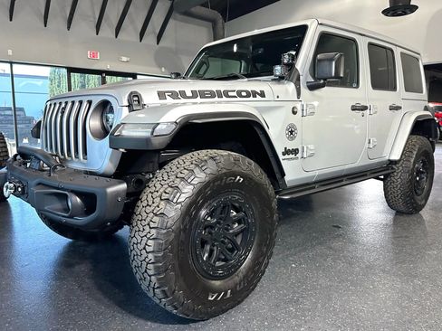 Used 2022 Jeep Wrangler Unlimited Rubicon w/ Xtreme Recon 35" Tire Package image 6