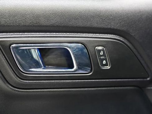 Used 2015 Ford Mustang GT Premium RWD image 17