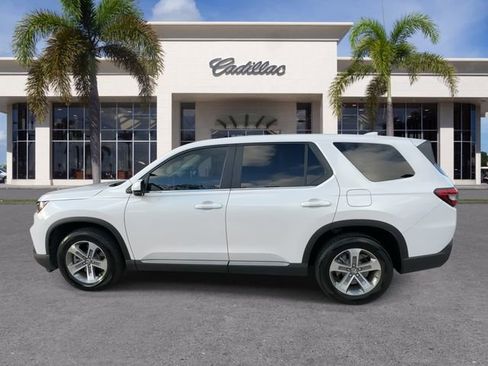 Used 2025 Honda Pilot EX-L image 8