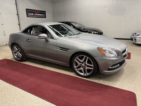 Used 2013 Mercedes-Benz SLK 250 image 35